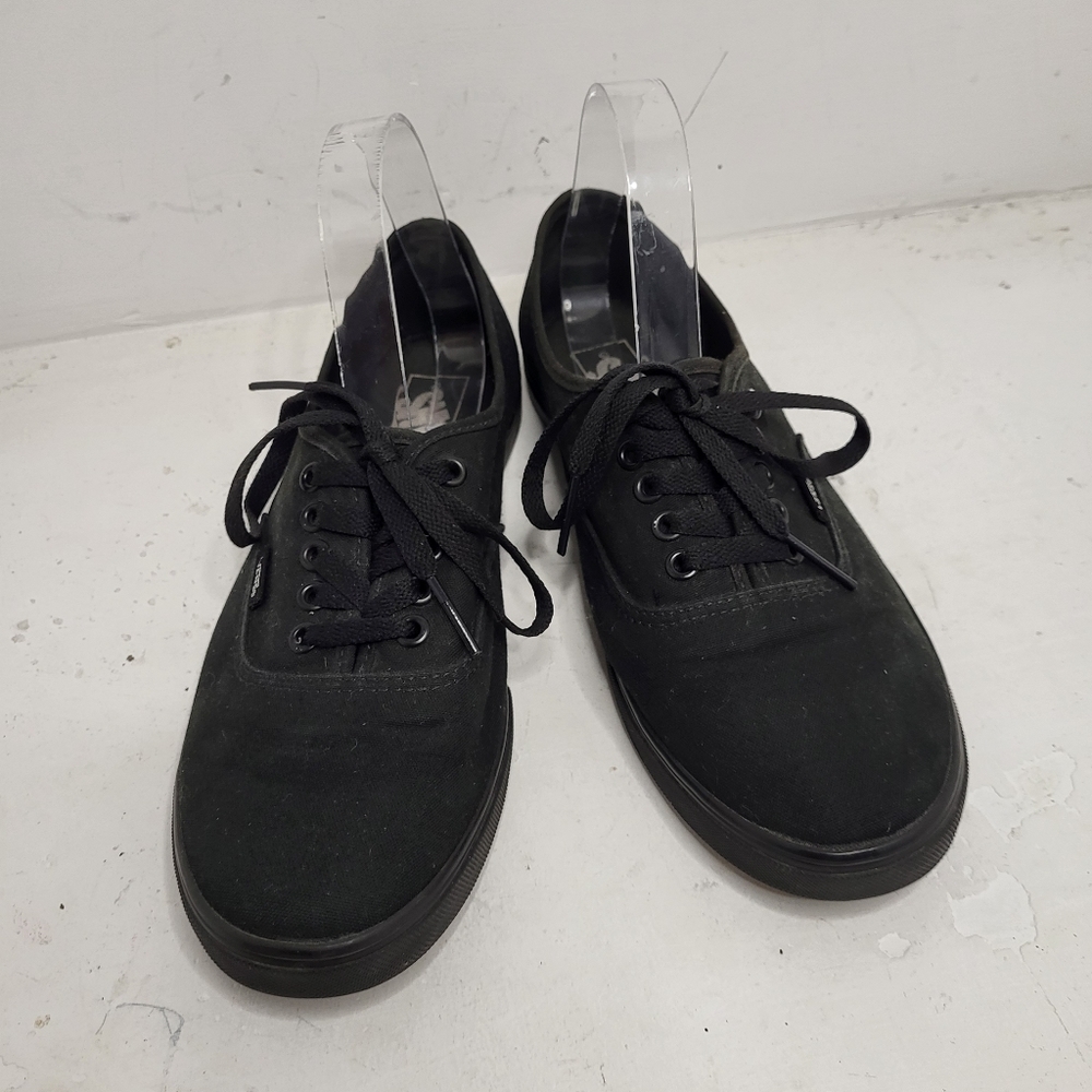 Vans Off The Wall Lace Up Black Sneaker Men 9 Women 10.5
